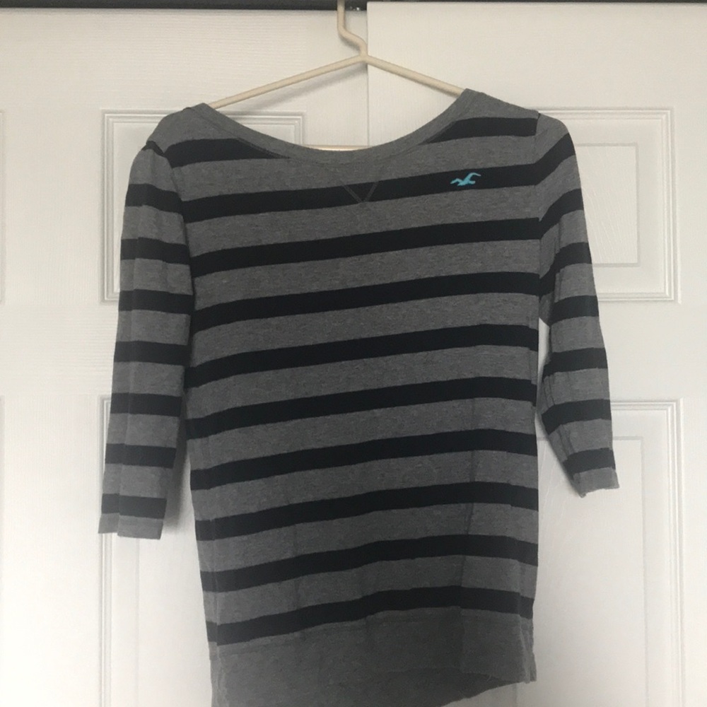 Hollister 3/4 sleeve sweater